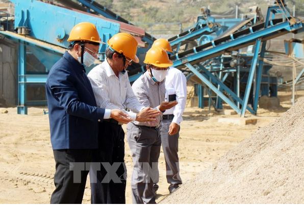 SẢN XUẤT CÁT NHÂN TẠO THAY THẾ CÁT TỰ NHIÊN XÂY DỰNG